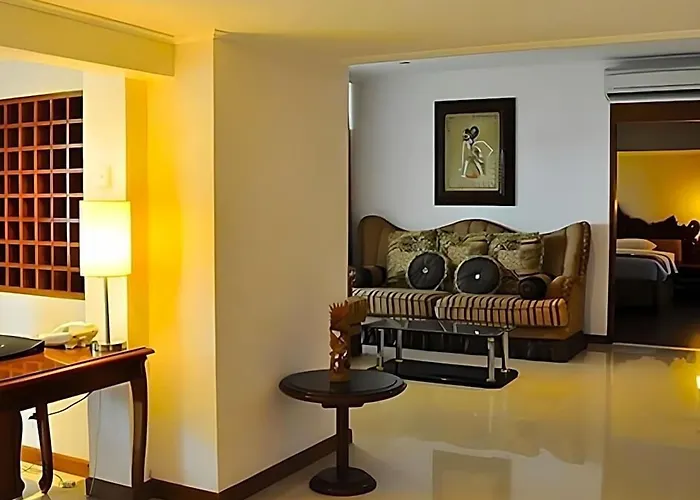Patra Semarang Hotel & Convention