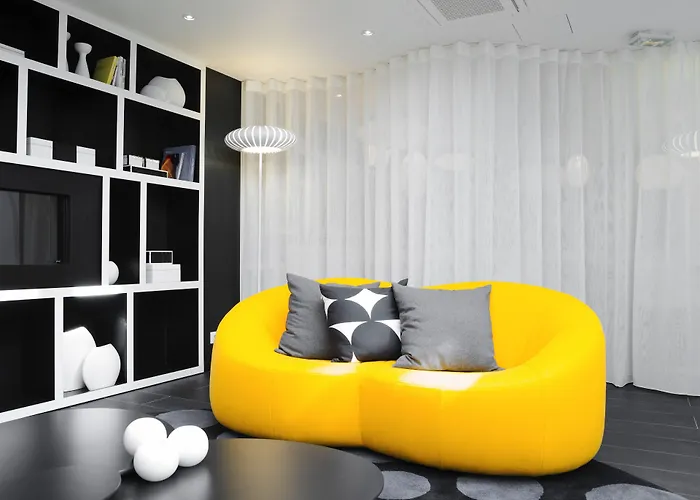 Hotel Ekta Champs Elysees Paris