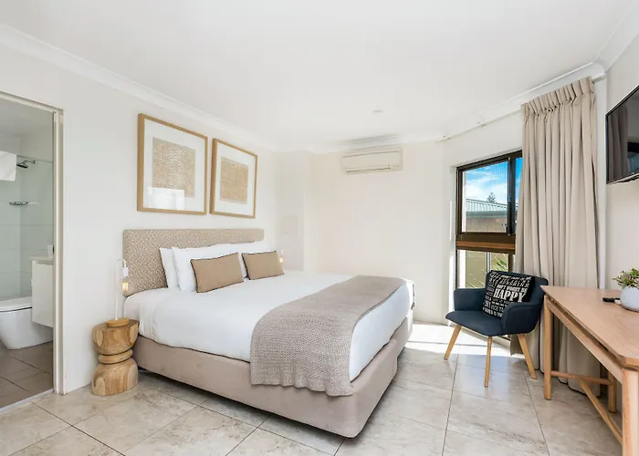 Bayview Beachfront Apartments, In Town Right On The Beach Byron Bay