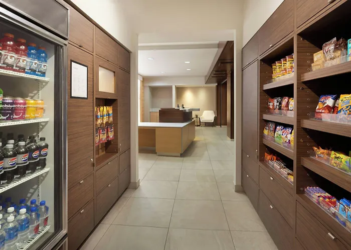 Fairfield Inn & Suites By Marriott Calgary Downtown