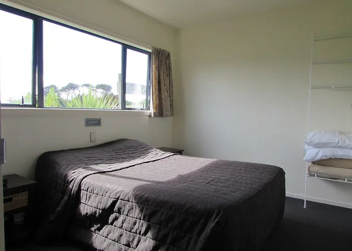Dunedin Holiday Park