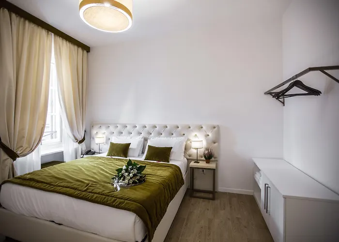 Chic & Town Luxury Rooms Piazza Di Spagna Roma
