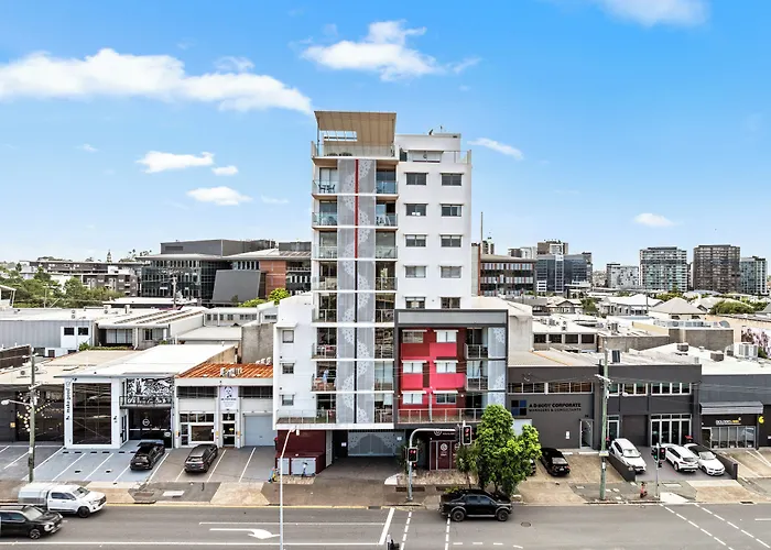 Direct Collective - Pavilion And Governor On Brookes Brisbane