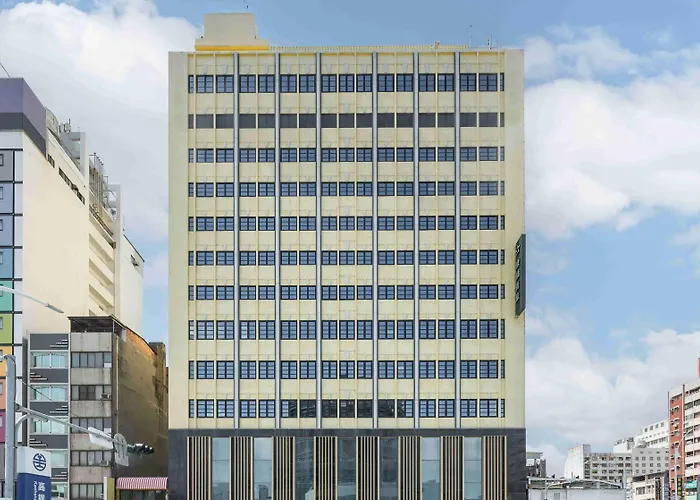 Kindness Hotel - Kaohsiung Main Station