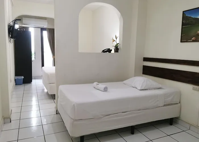 Hotel Armonia Hostal San Salvador