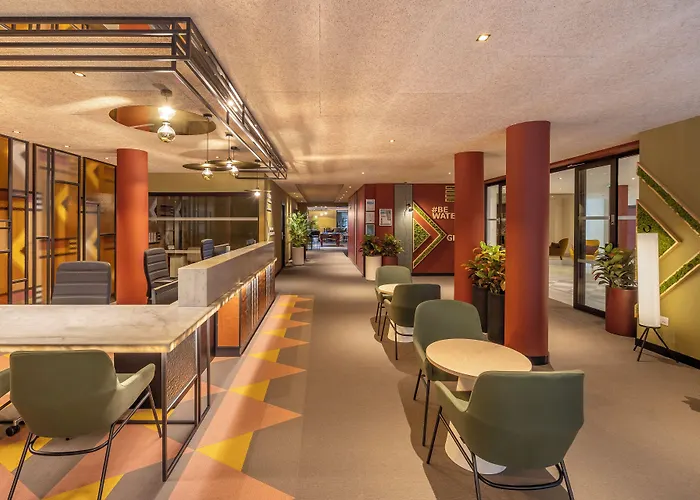 Royal Regency Paris Vincennes Hotel