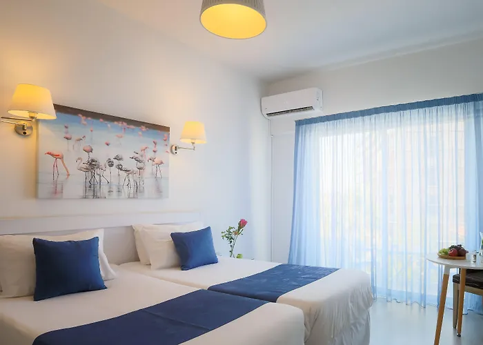 Mikes Kanarium City Hotel Larnaca