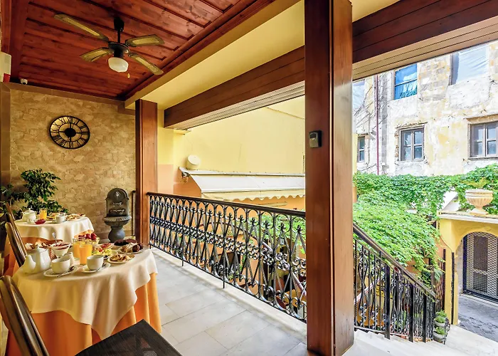 Belmondo Hotel La Canée