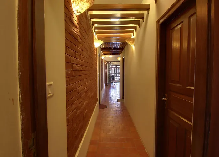 Vardan Resort N' Apartment Pokhara