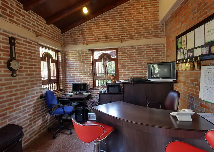 Vardan Resort N' Apartment Pokhara