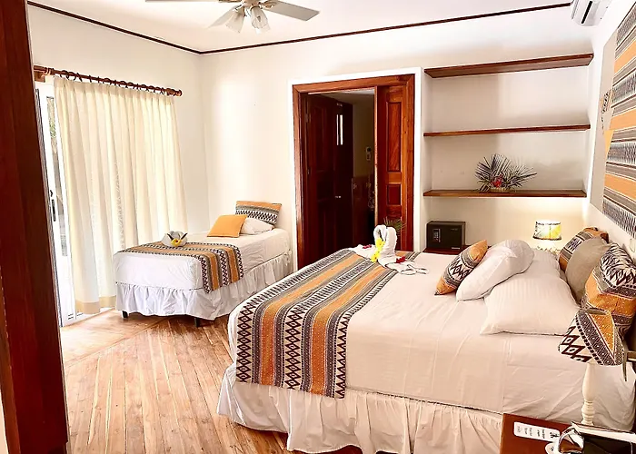 Montelaguna Boutique Hotel Sámara