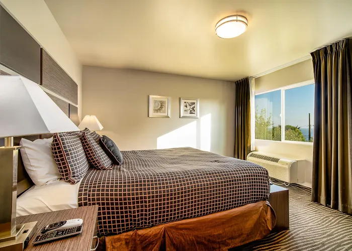 Crescent Bay Inn Laguna Beach