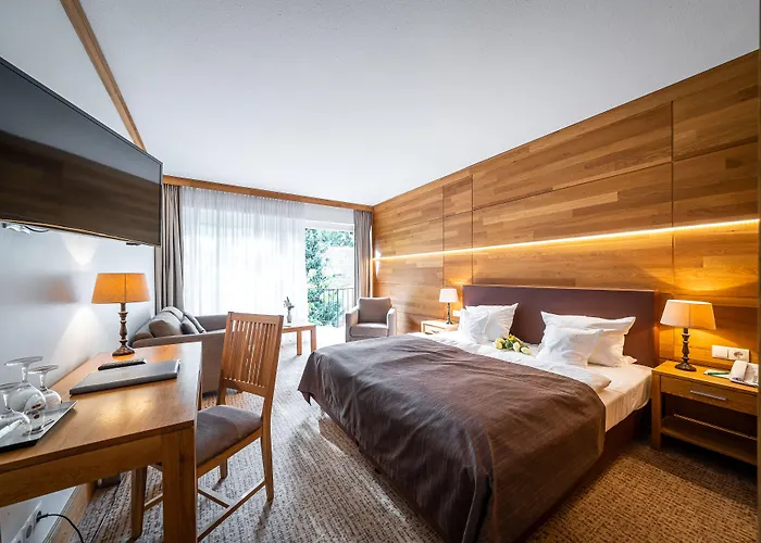 Waldhotel Tannenhaeuschen Wesel 
