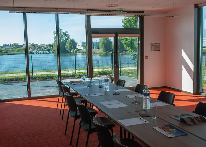Appart-Hotel Mer & Golf City Bordeaux - Bruges