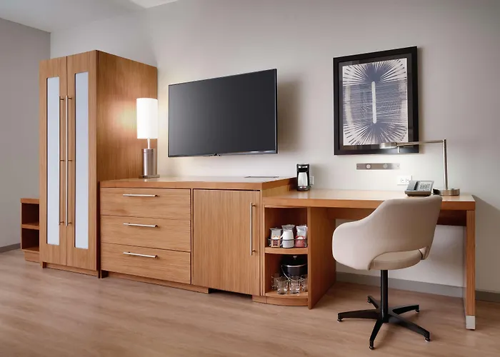 Hyatt Place At Anaheim Resort / Convention Center