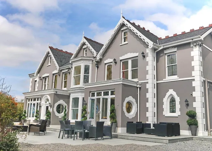 Llwyn Country House Llanelli