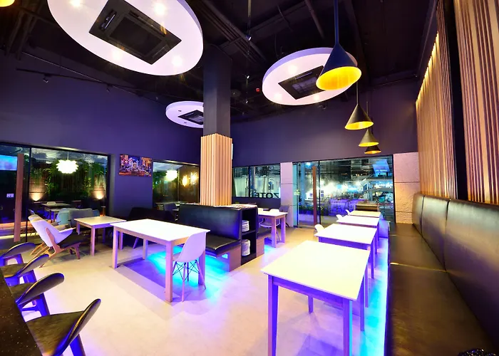 Bizotel Premier Hotel & Residence Bangkok
