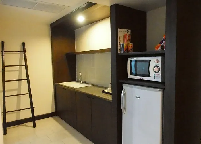 Baan Suwantawe Hotel Phuket