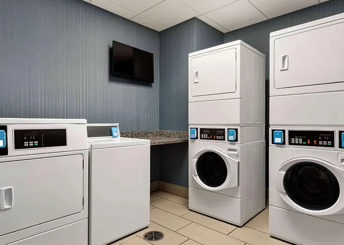 Homewood Suites By Hilton - Charlottesville