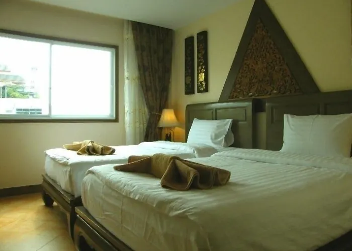 The Red Balcony Inn Pattaya
