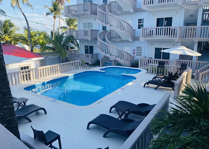 La Isla Resort Caye Caulker