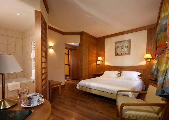Logis Hotel De La Tour Ribeauvillé