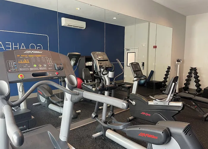Holiday Inn Express And Suites Montgomery By Ihg