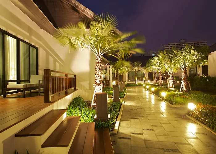 Long Beach Garden Hotel & Pavilions Pattaya