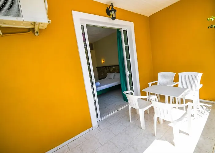 Vanessa Hotel Kalamaki 
