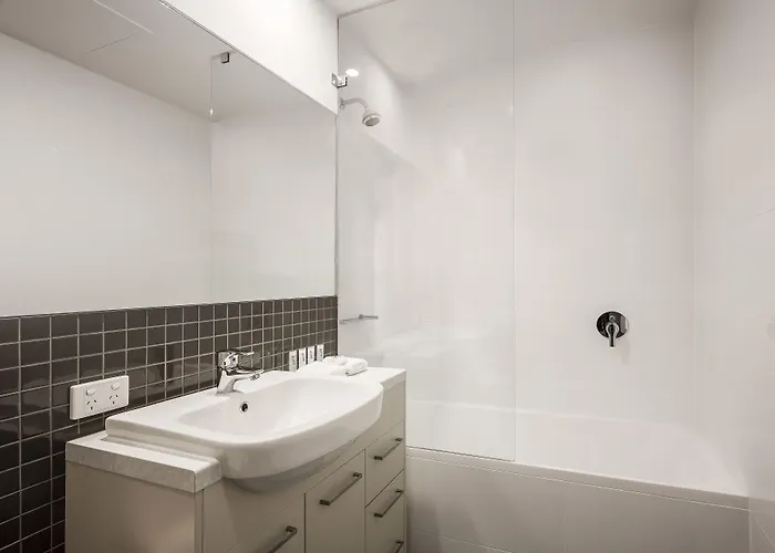 Quest King William South Aparthotel Adelaide