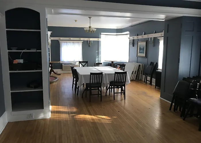 Leaside Manor Bed & Breakfast St. John's