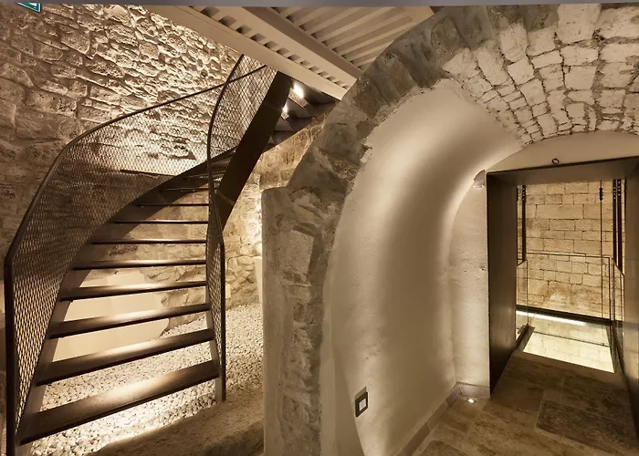 Palazzo Calo Aparthotel Bari