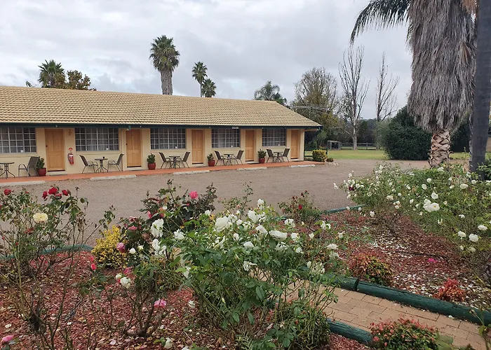 The Aston Motel Tamworth