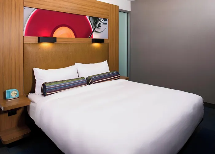 Aloft By Marriott Cleveland Downtown Hotel