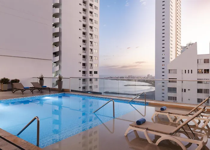 Hampton By Hilton Cartagena Hotel