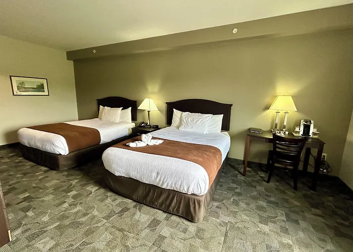 Midland Inn & Suites