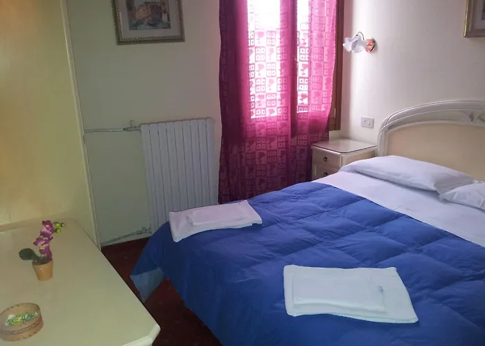 Hotel Casa Linger Venice
