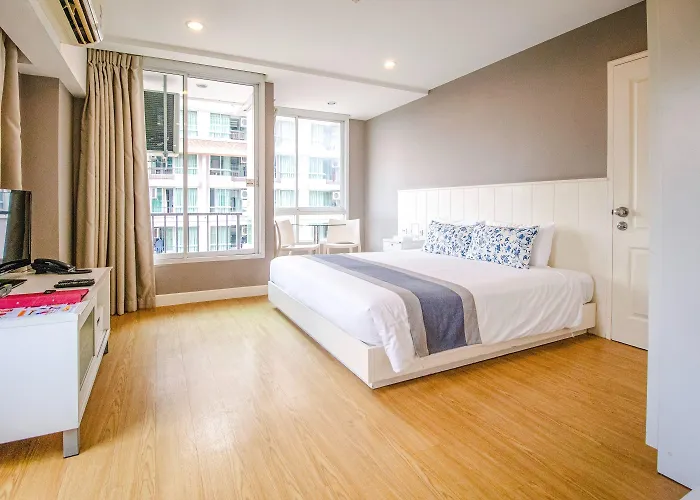 Cinnamon Hotel กรุงเทพมหานคร