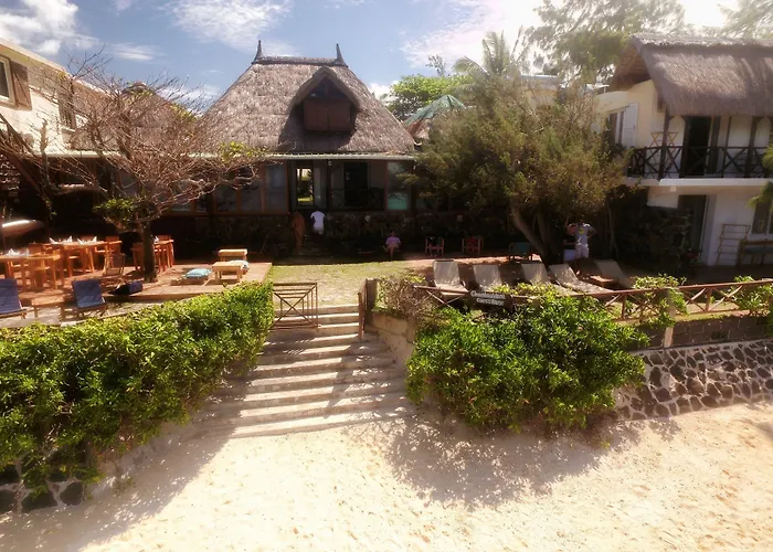 Chantauvent Guest House Blue Bay