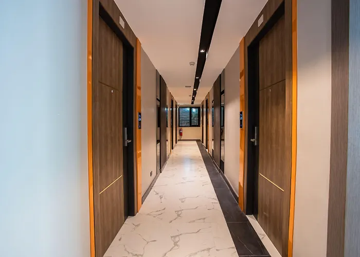 D Varee Montara Thonglor 25 Bangkok