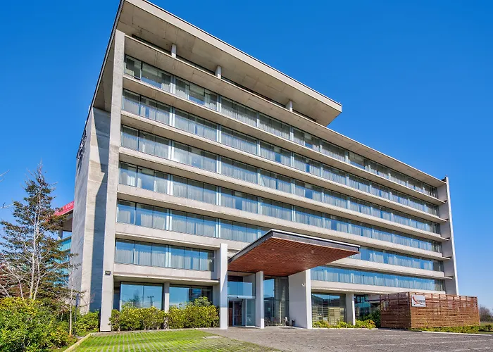 Wyndham Concepcion Pettra Hotel