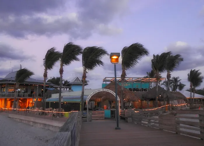 Casey Key Resorts - Beachfront Nokomis