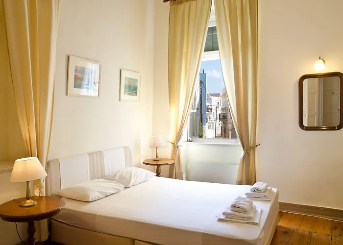 Hotel Omiros Ermoupoli