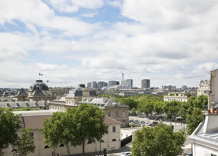 Hôtel Eiffel Turenne Paris