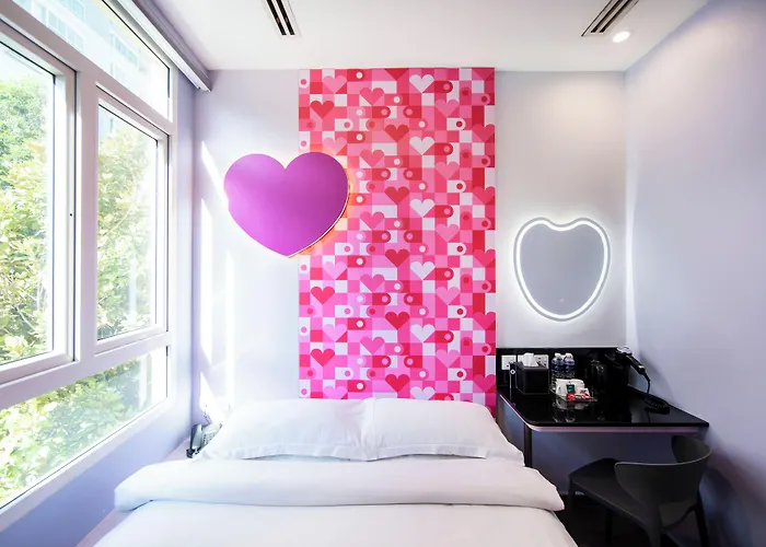 Fragrance Hotel - Lavender Singapore