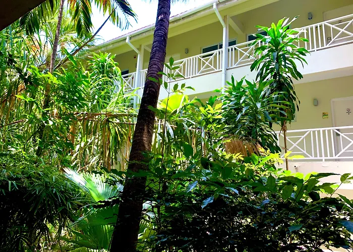 Altamont Court Hotel Kingston