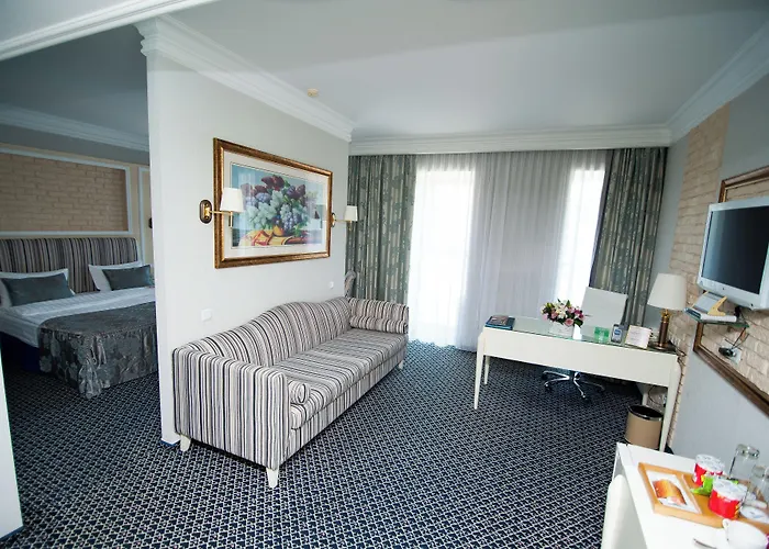 Kazzhol Hotel Astana