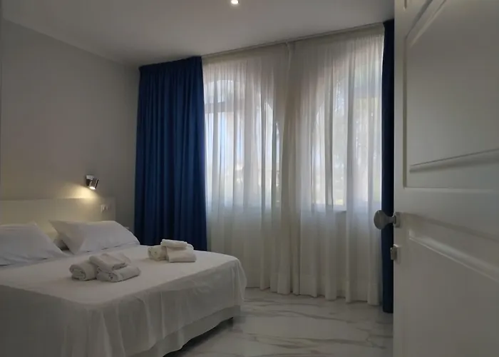 Villa Laura Residence Hotel Apartments & Studios Ascea