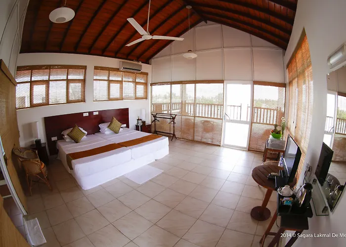 Marina Bentota Hotel
