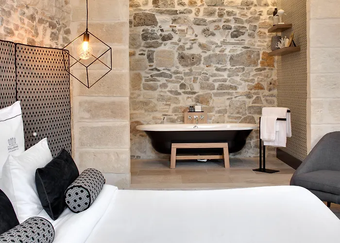 Boutique Hôtel des Remparts&Spa Aigues-Mortes